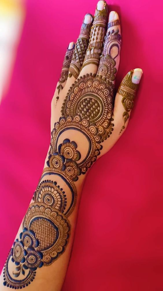 easy arabic mehndi design back hand 20