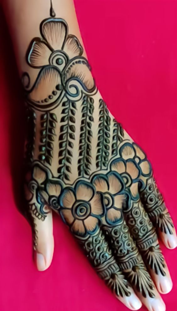 easy arabic mehndi design back hand 22