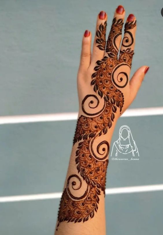 easy arabic mehndi design back hand 24