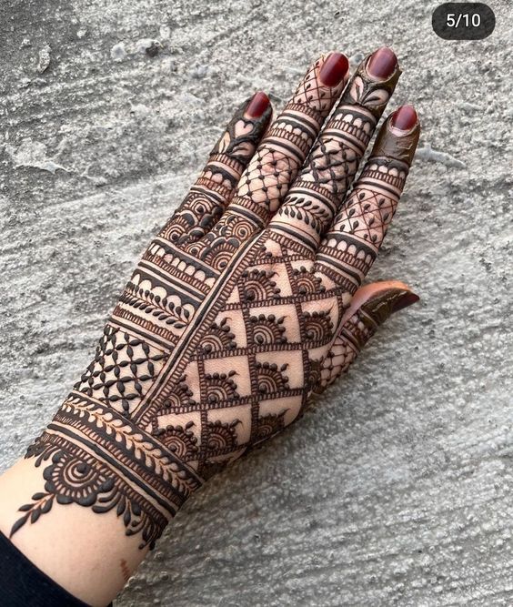 easy arabic mehndi design back hand 28 1