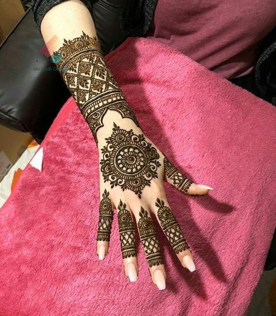 traditional mehndi designs 13